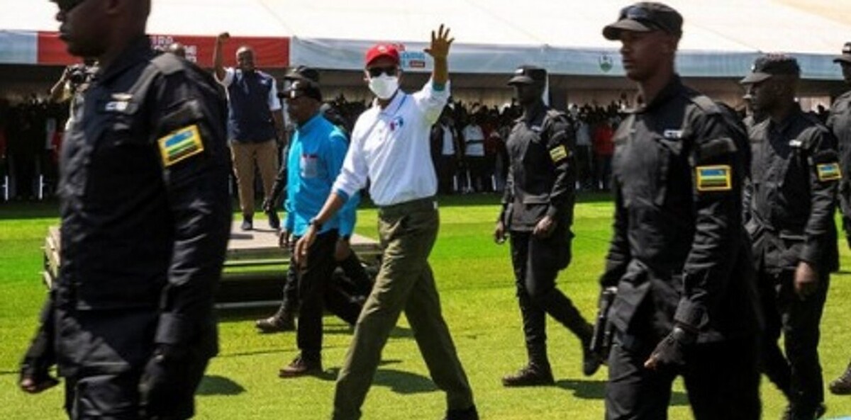 Президент Руанды Поль Кагаме вероятно победит на четвертом сроке на понедельных выборах